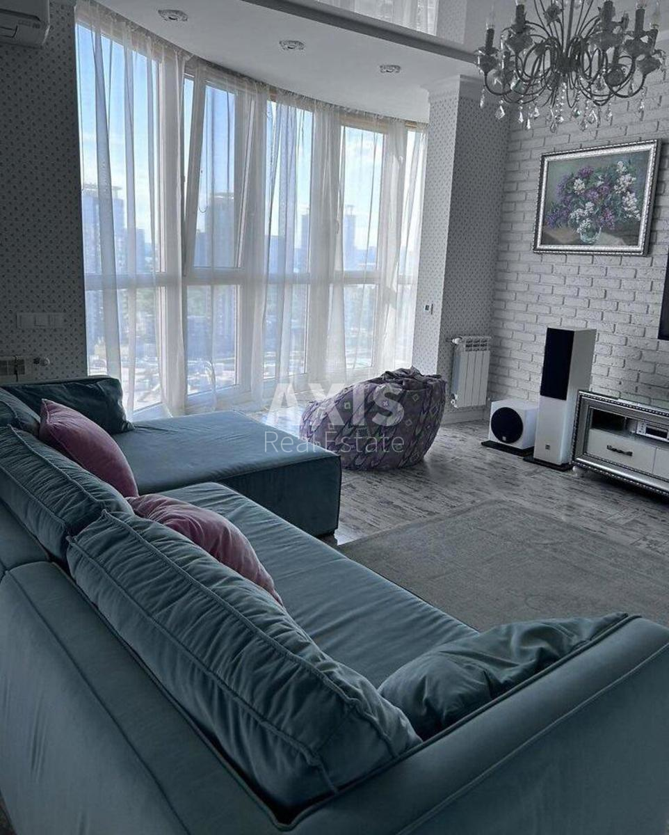 3k apartment nab. Dniprovs'ka 250