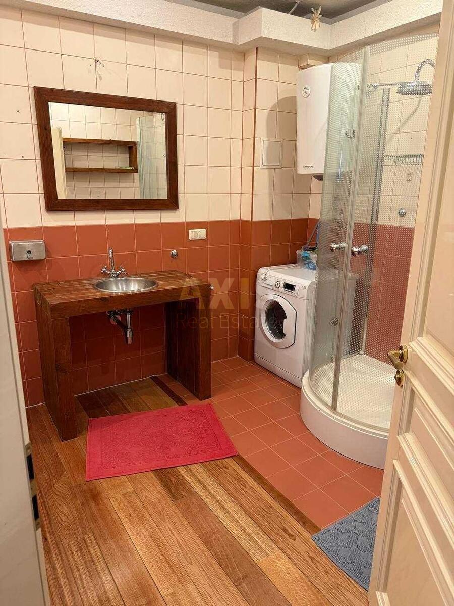 2k apartment vul. Gorodec'kogo Arhitektora 9604159