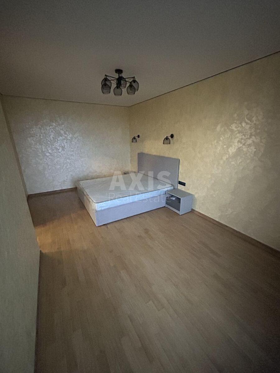 1k apartment vul. Lugova 3Б1