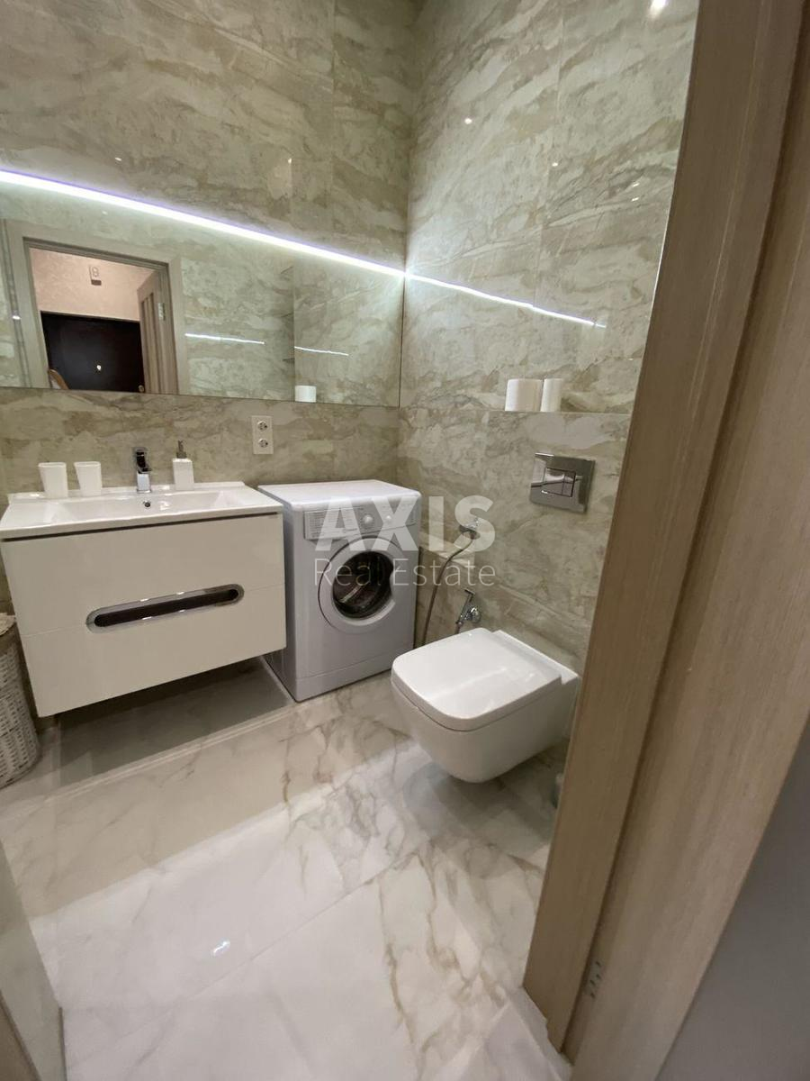 1k apartment vul. Zhyljans'ka 1180
