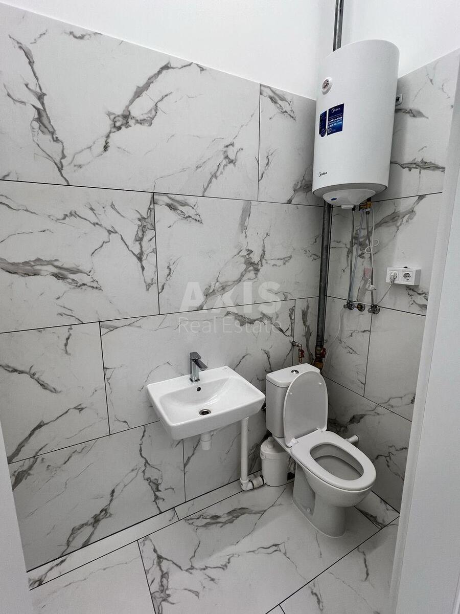 Office vul. Myhajla Maksymovycha 24, 60m23
