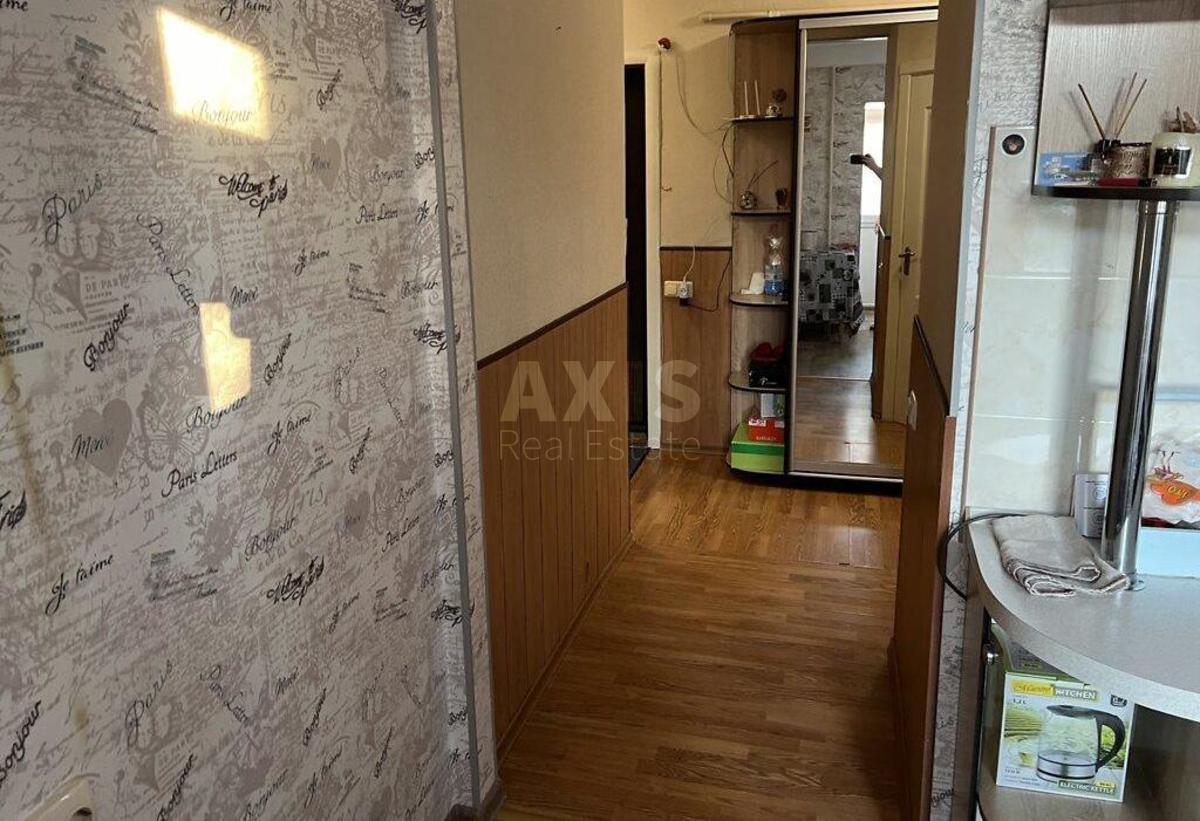 1k apartment vul. Serafymovycha 7А7