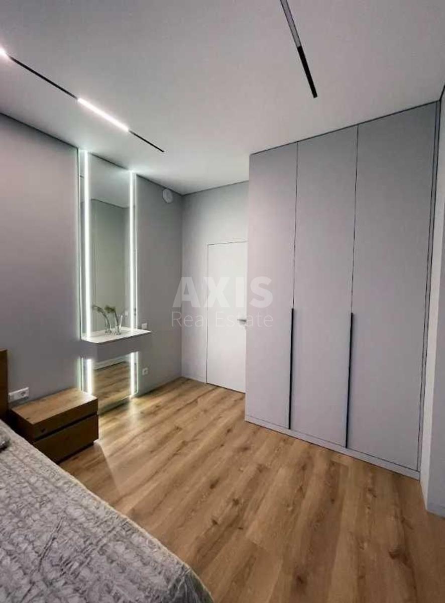 2k apartment vul. Zabolotnogo Akademika 12