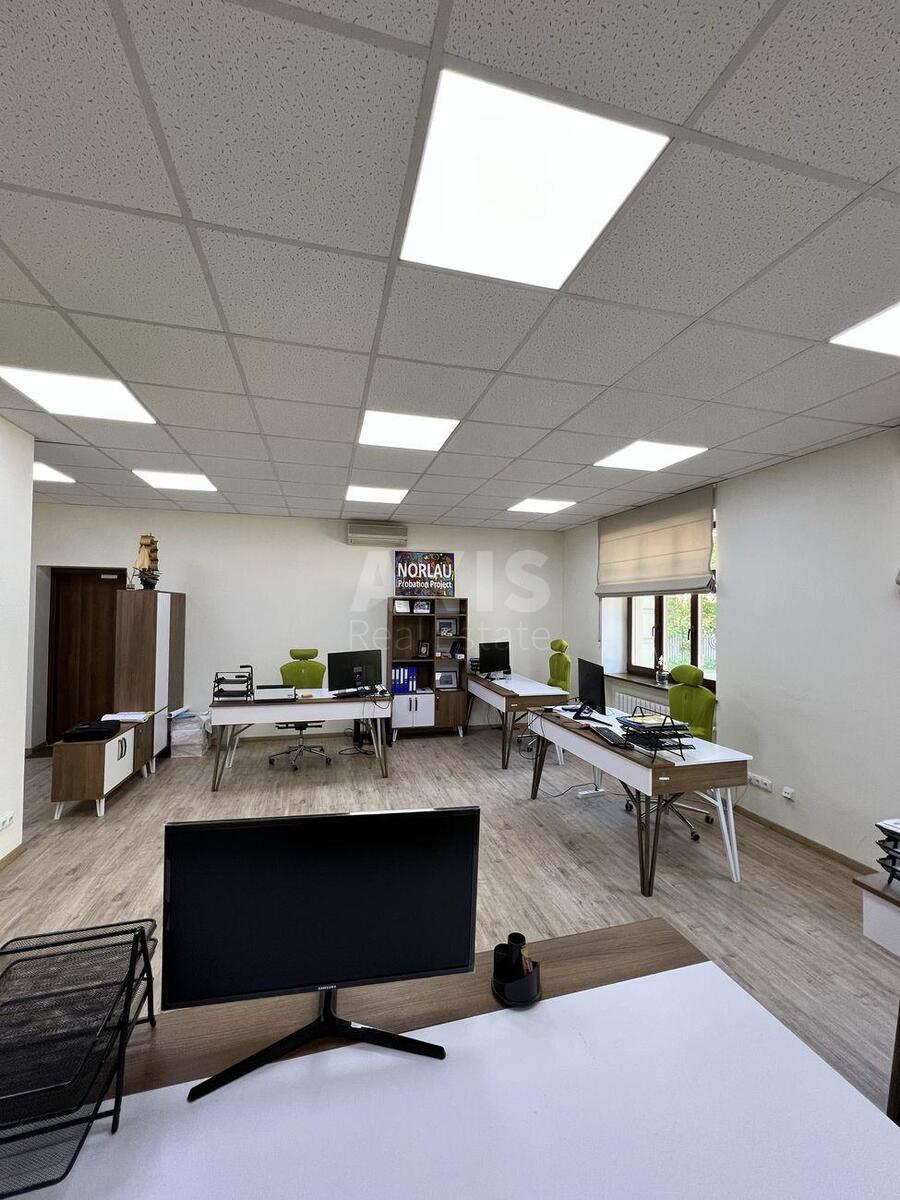 Office vul. Lysenka 2А, 140m22