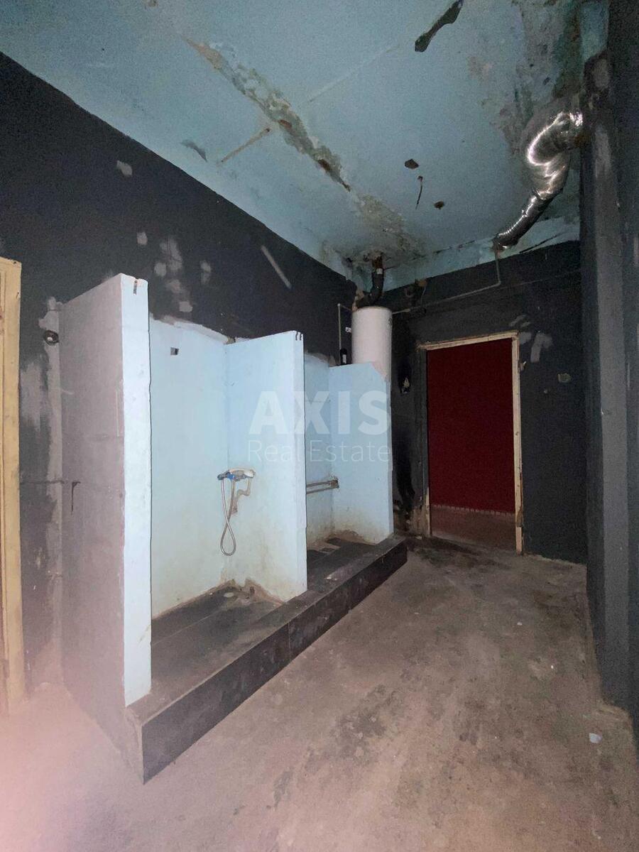 Office shose Harkivs'ke 172, 162m27