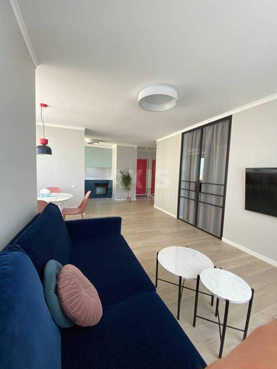 2k apartment vul. Krushel'nyc'koi' Solomii' 155