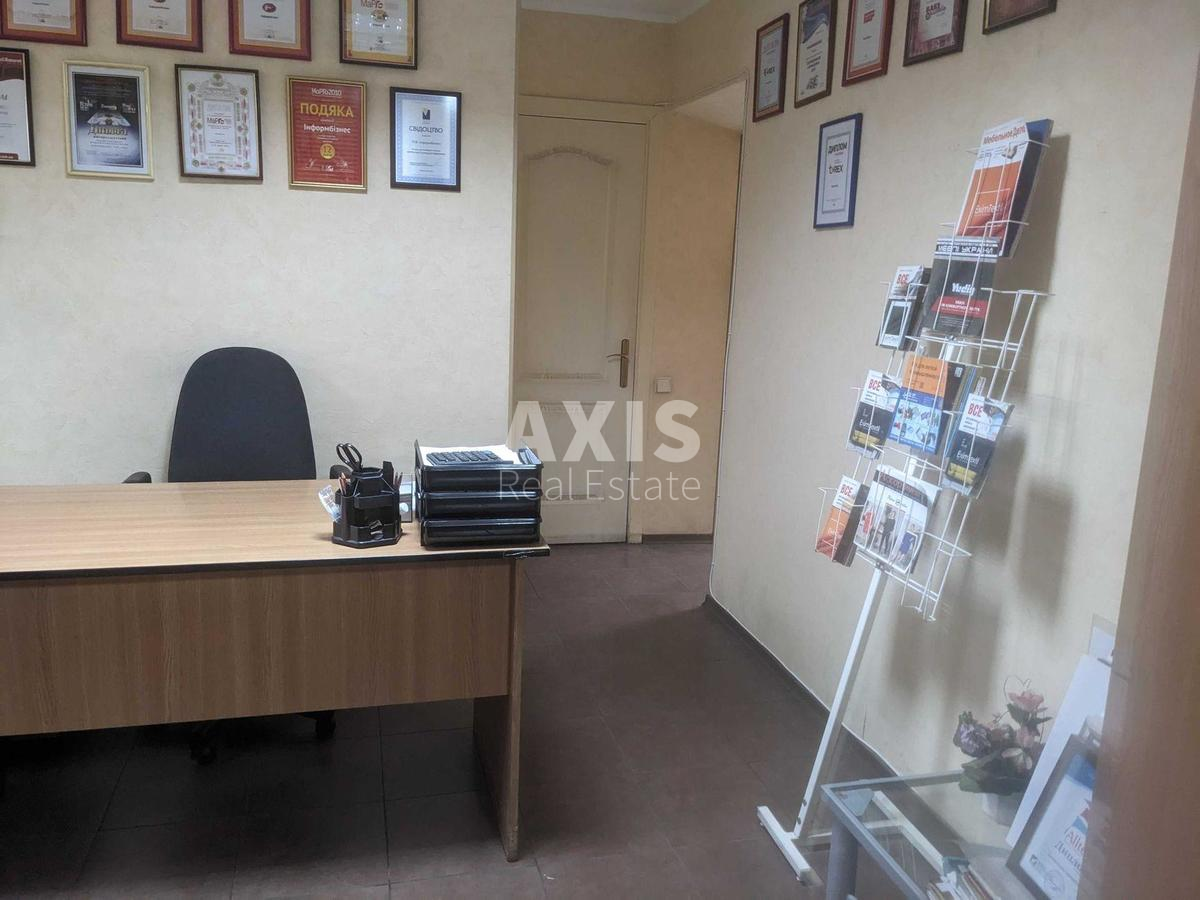 Office vul. Degtjarivs'ka 28, 55m2456484