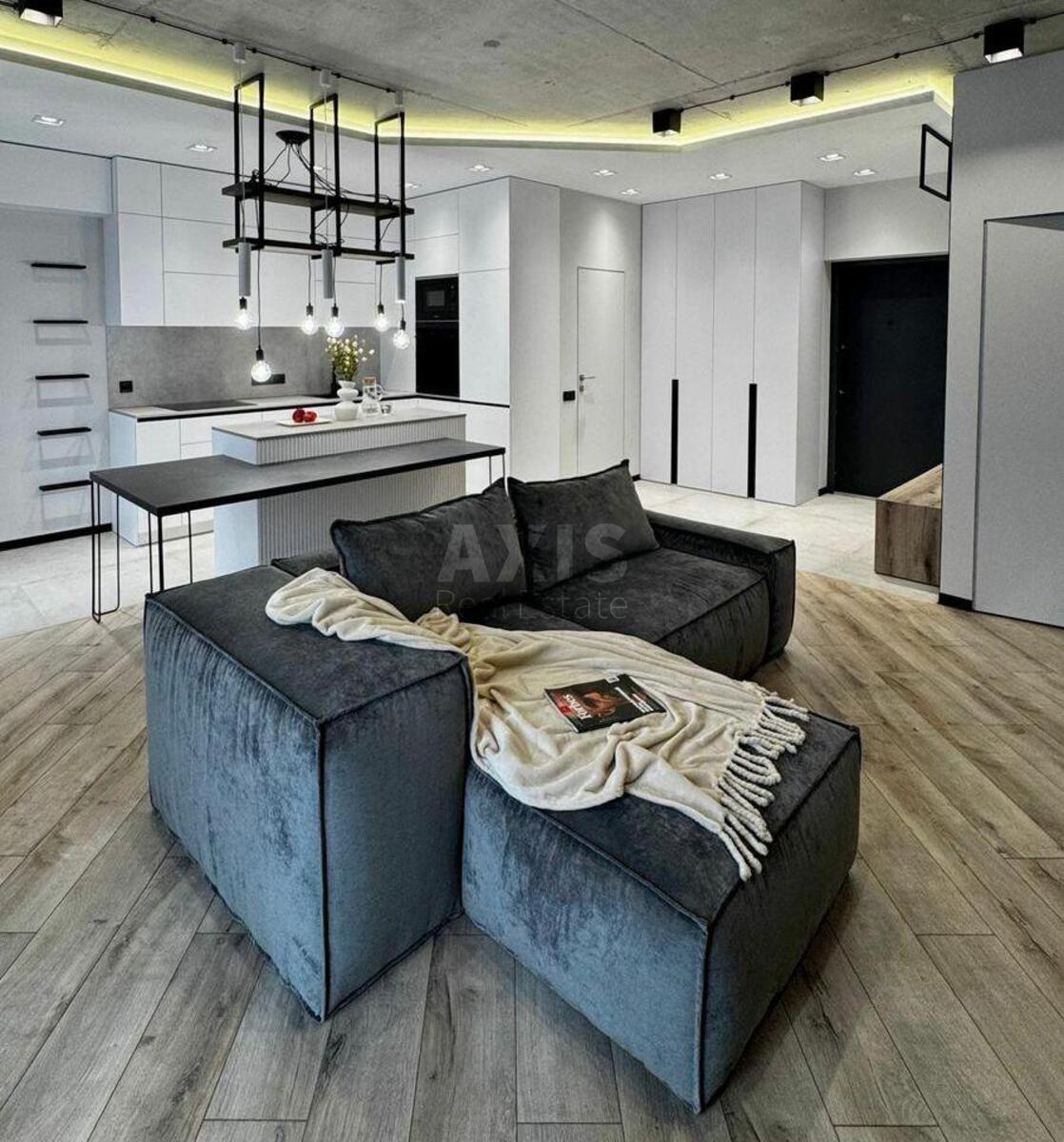 2k apartment doroga Naberezhno-Rybal's'ka 3