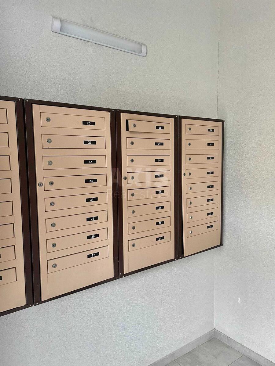2k apartment vul. Berezova 44582318