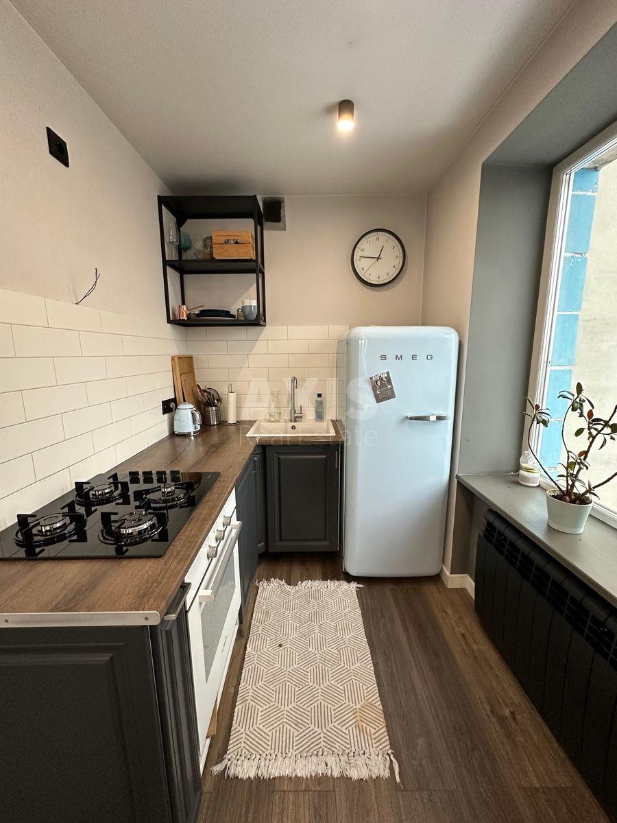 1k apartment vul. Mel'nykova 895803615