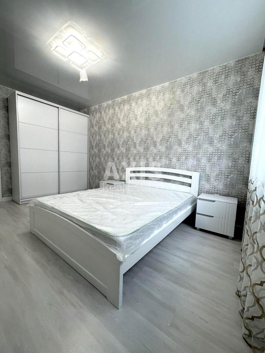 1к квартира ул. Ревуцкого 40539264