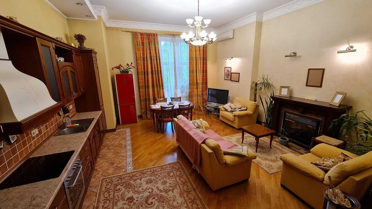 3k apartment vul. Saksagans'kogo 68/210