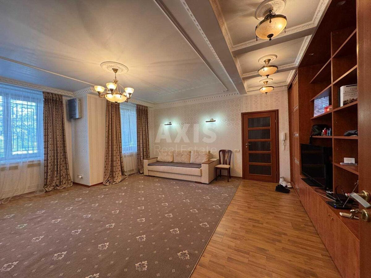 1k apartment vul. Ahmatovoi' Anny 7/152