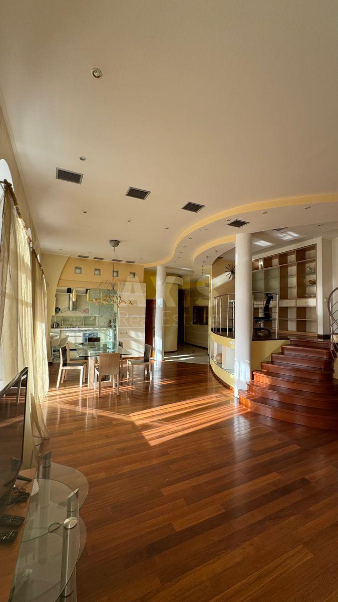5k apartment vul. Myhajlivs'ka 16