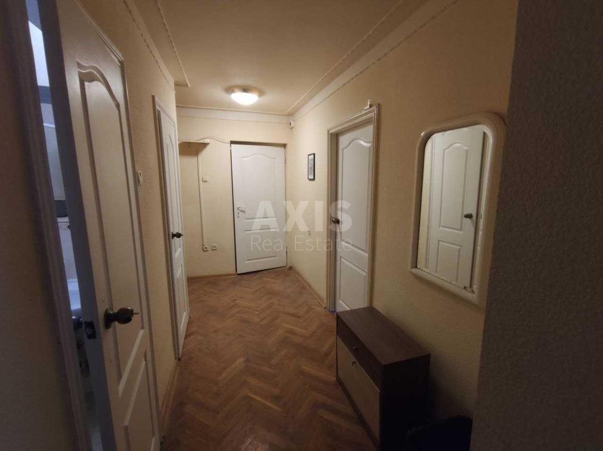 3k apartment vul. Zabolotnogo Akademika 15