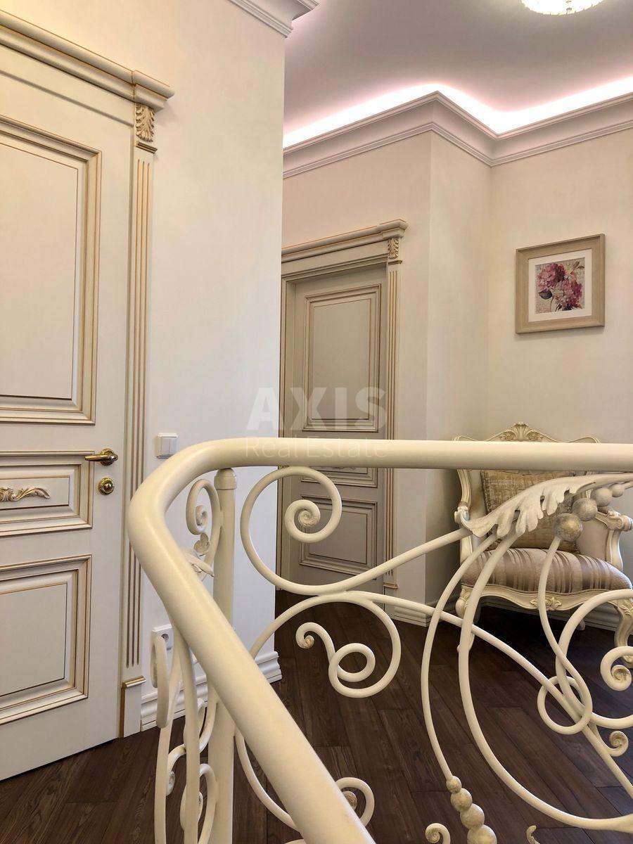 4k apartment vul. Kudri Ivana 74
