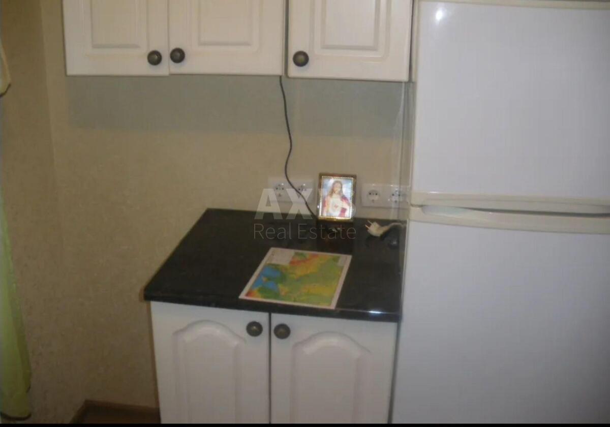 1k apartment vul. Majborody Platona 5/90