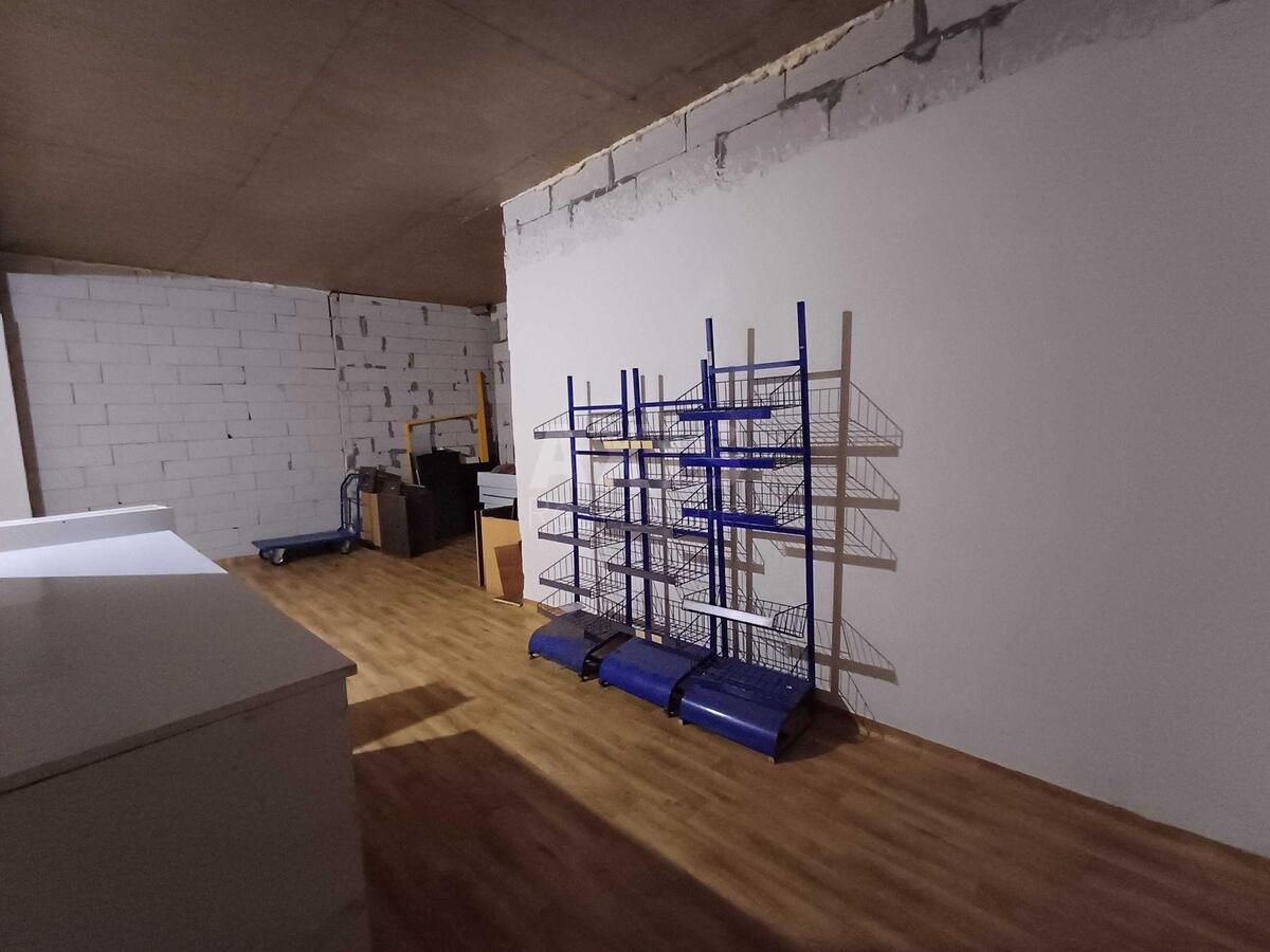 Trade object vul. Svitlyc'kogo 35, 57m2631045