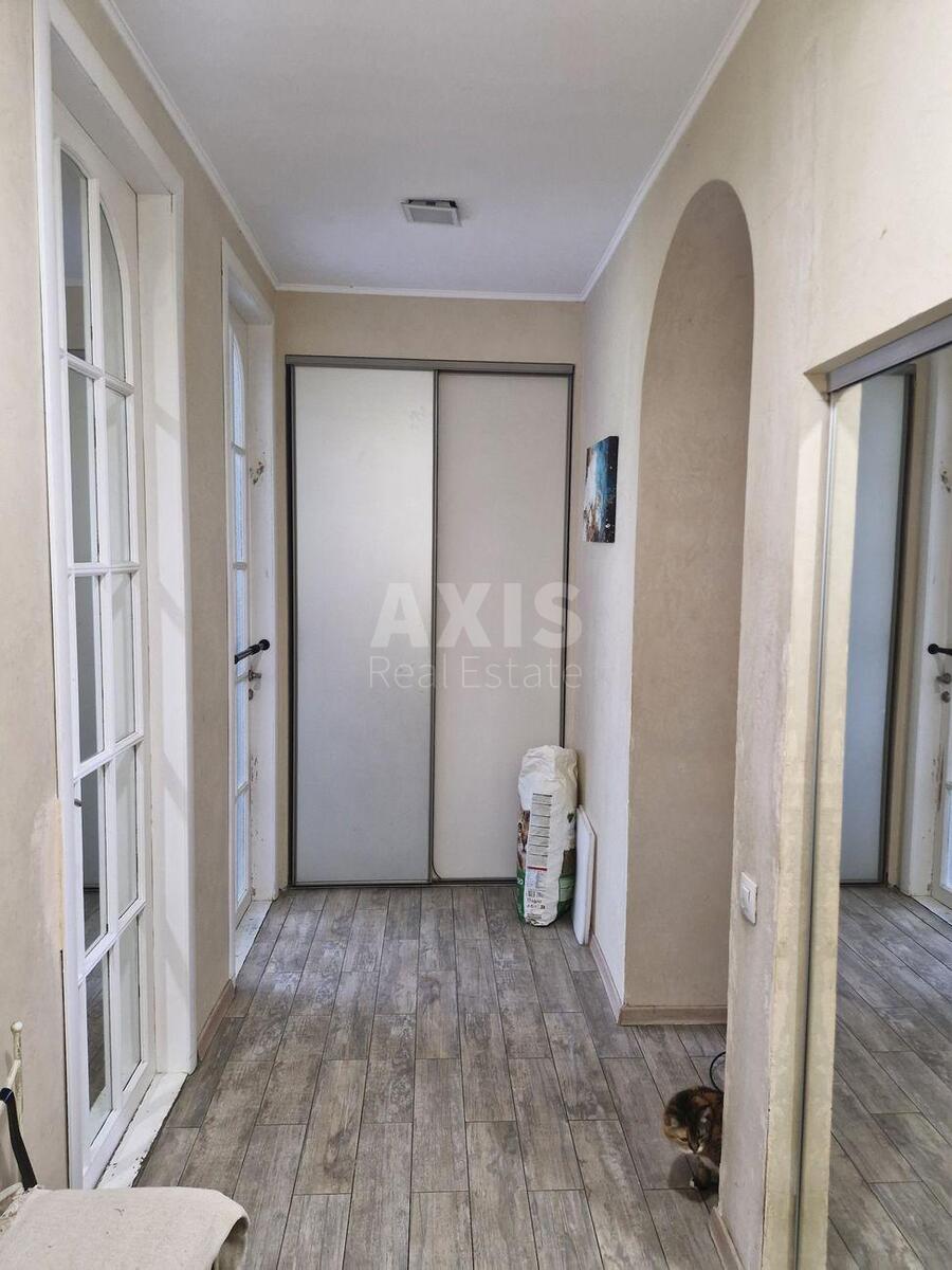 4k apartment vul. Iskrivs'ka 1111