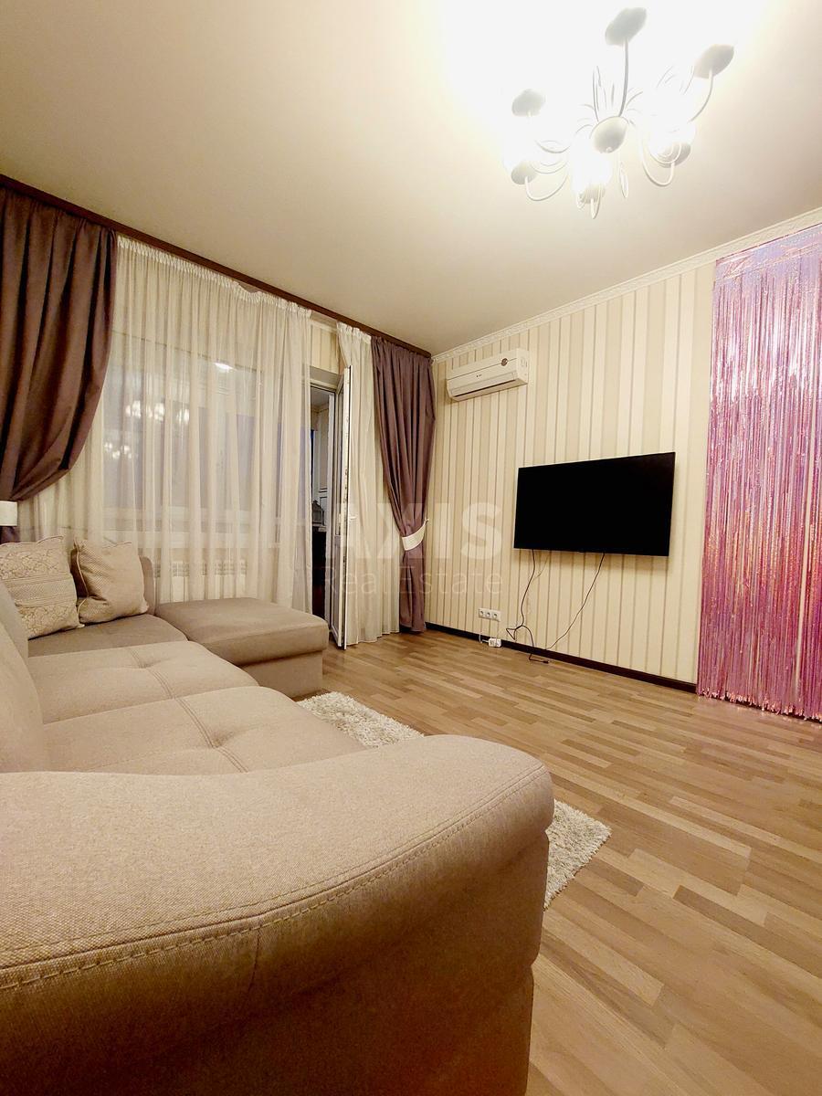 2к квартира ул. Ревуцкого 18633312