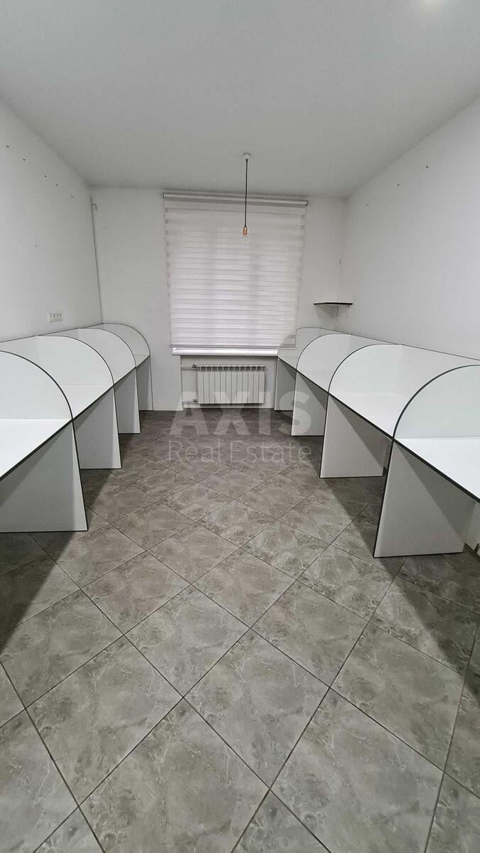Office vul. Shovkunenka 8/20, 71m22