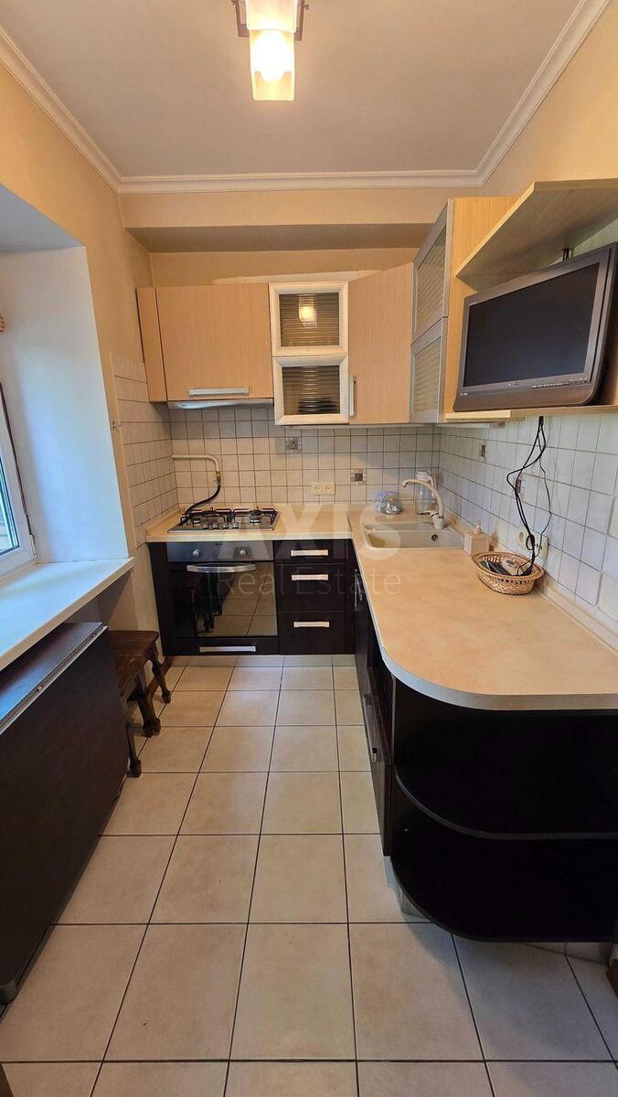 2k apartment vul. Vyborz'ka 17/190