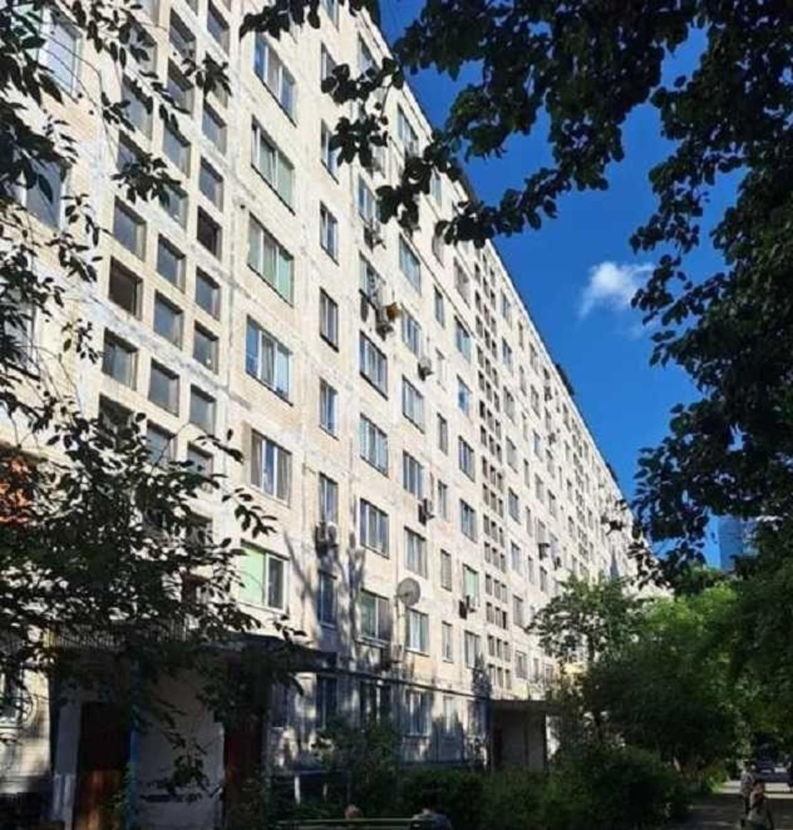 2k apartment vul. Sim'i' Kul'zhenkiv 22