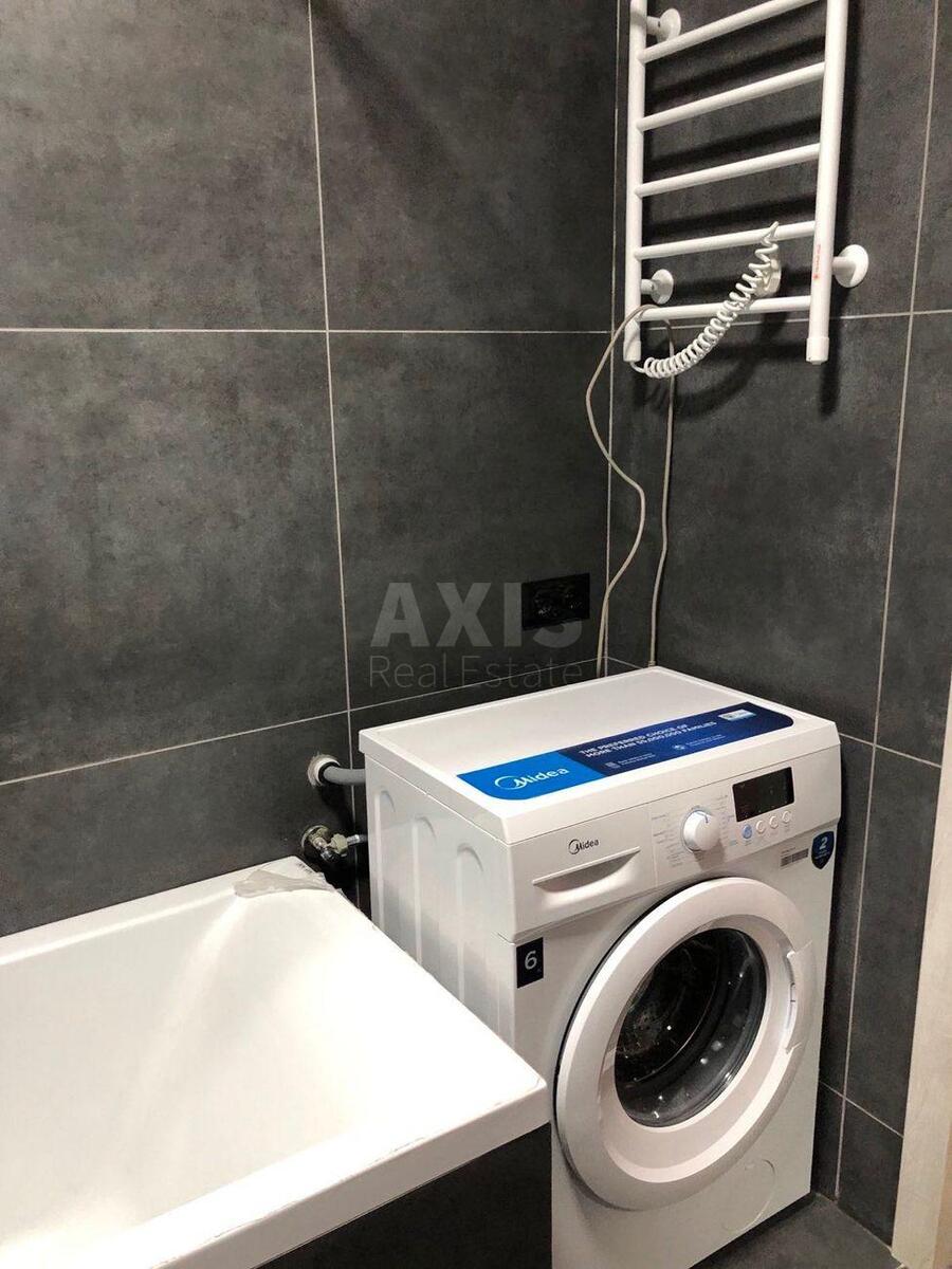 1k apartment vul. Zabolotnogo Akademika 1485