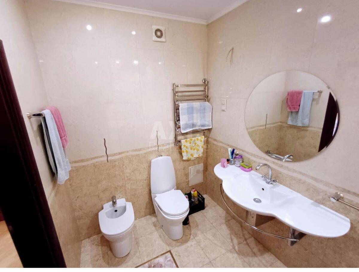 3k apartment pr-t Bazhana Mykoly 1М7