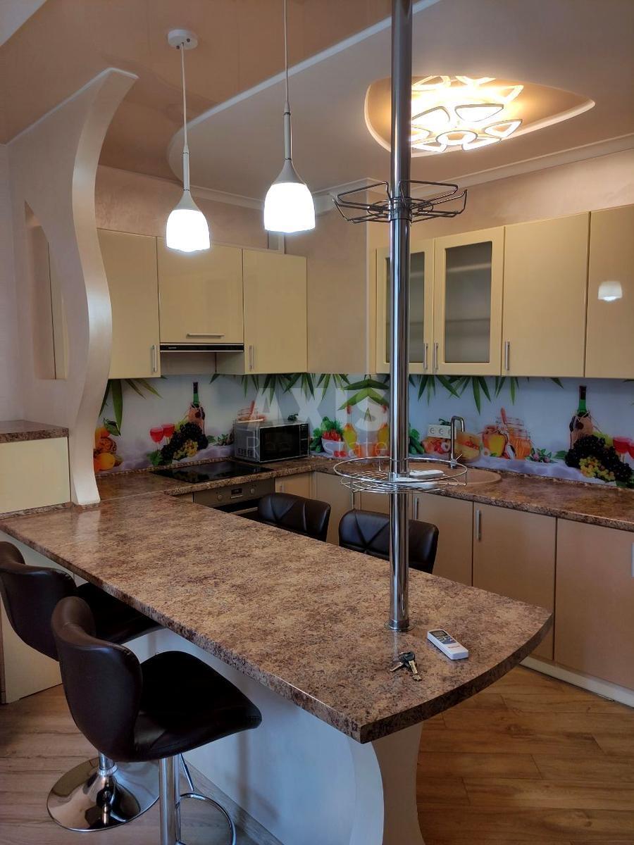 2k apartment vul. Yulia Zdanovska 46/1637844