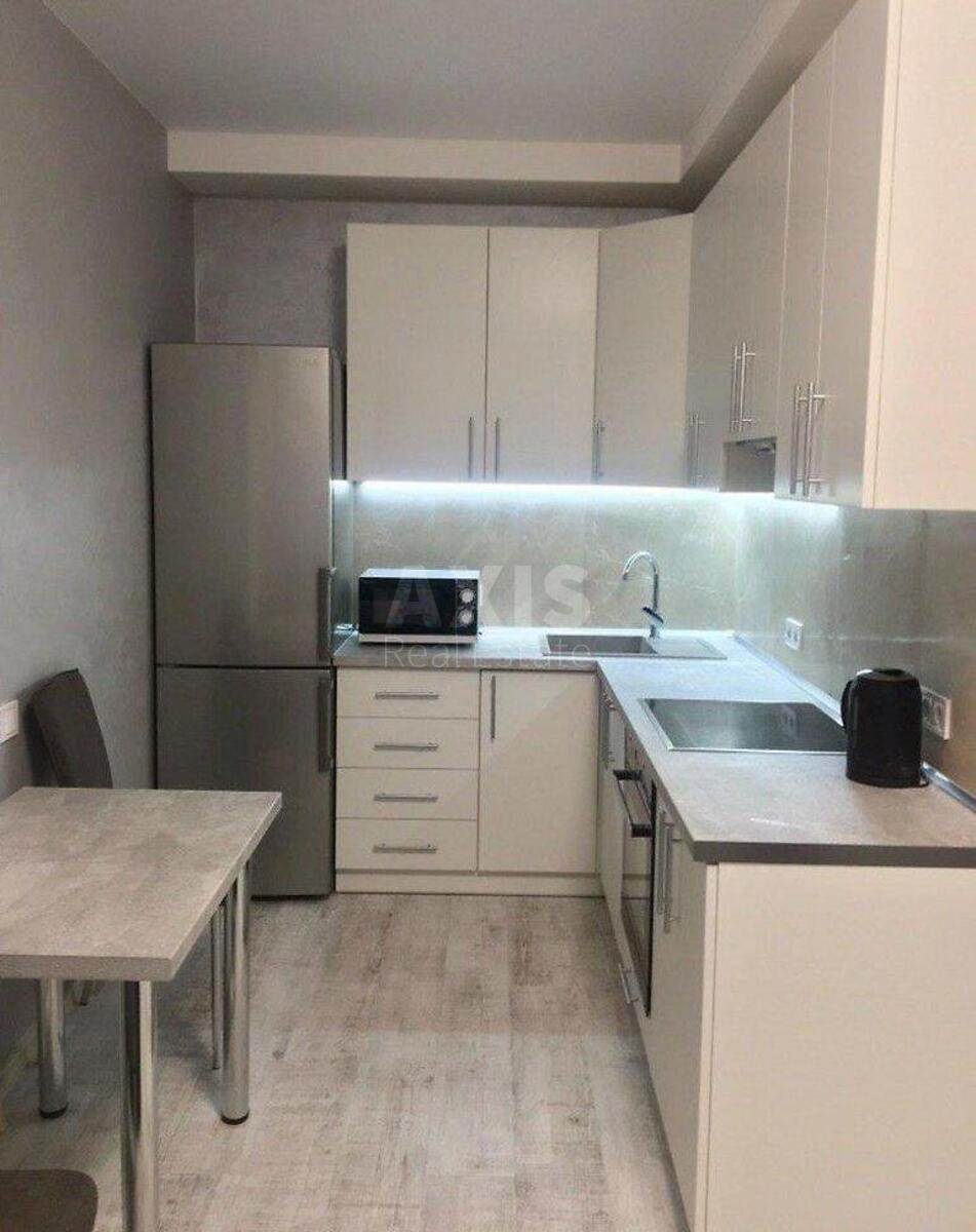 2k apartment vul. Teremkivs'ka 4А2
