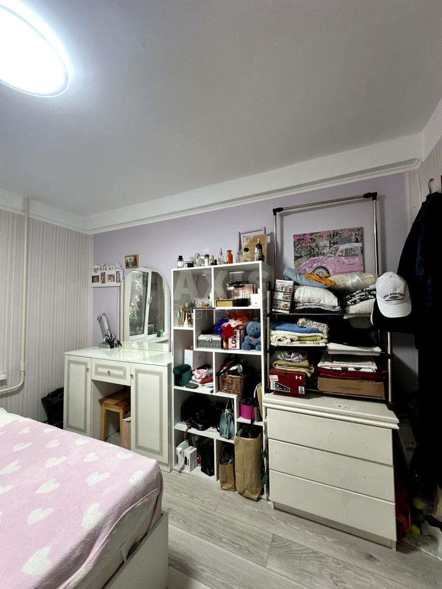 2k apartment pr-t Berestejskij 127639244