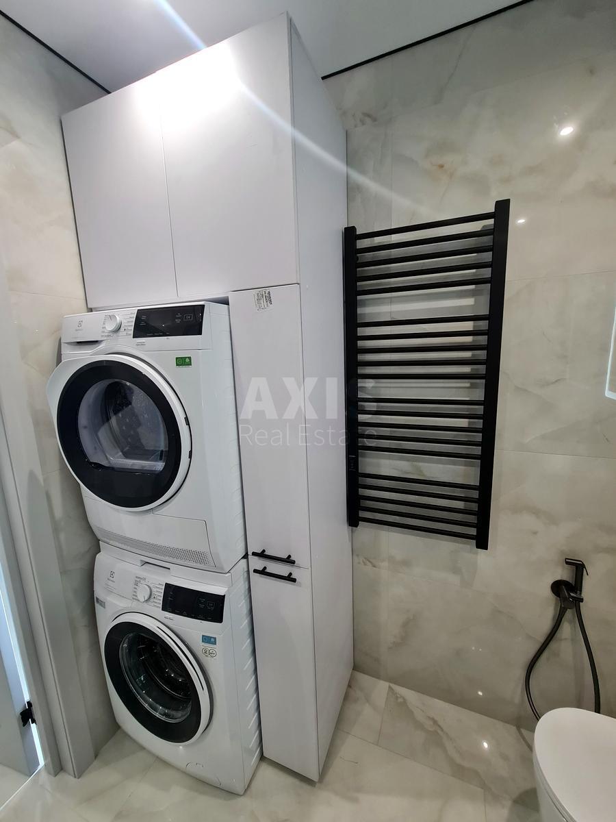 2к квартира ул. Александра Олеся 2А639454