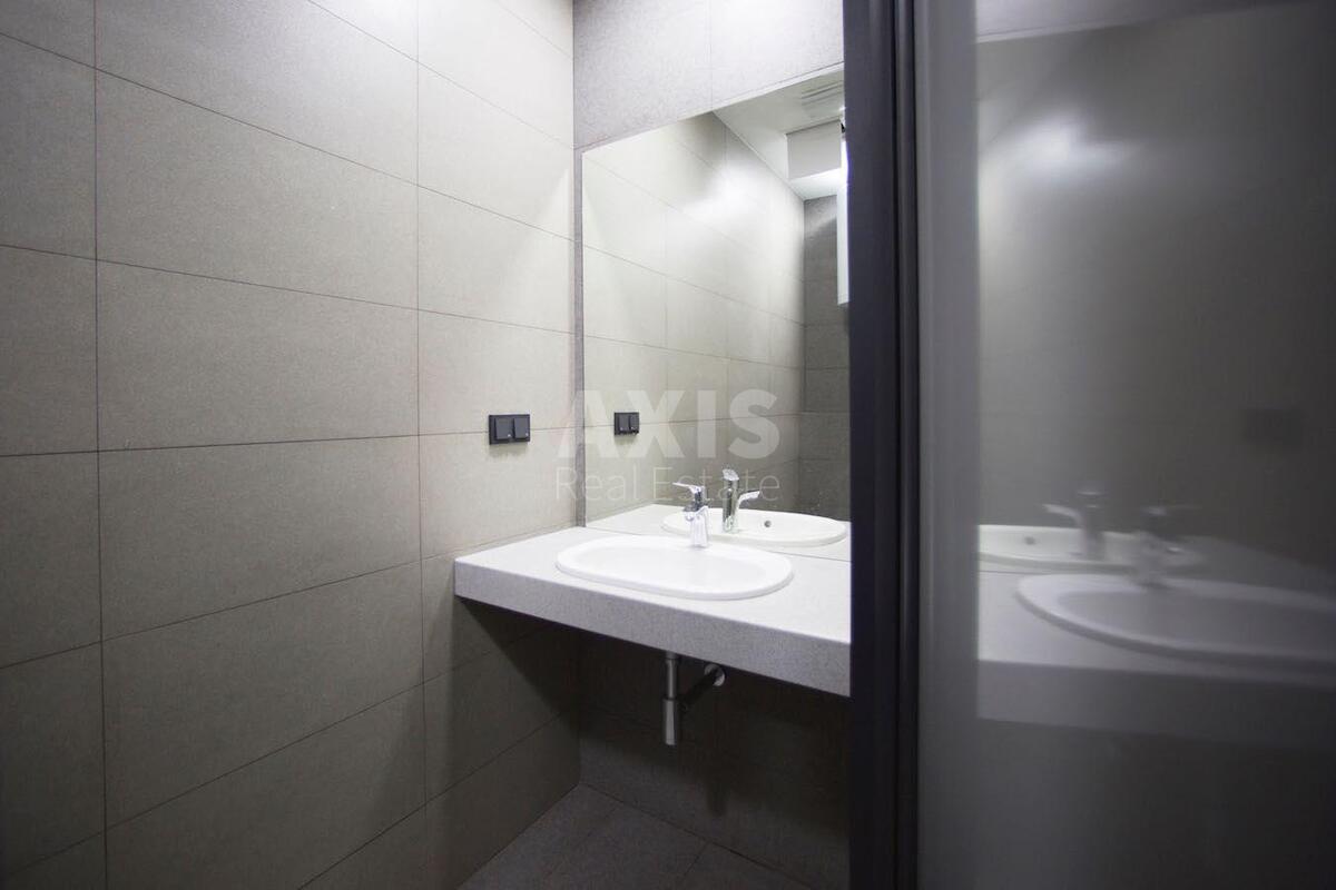 Office uzv. Klovs'kyj 7, 228m2599148