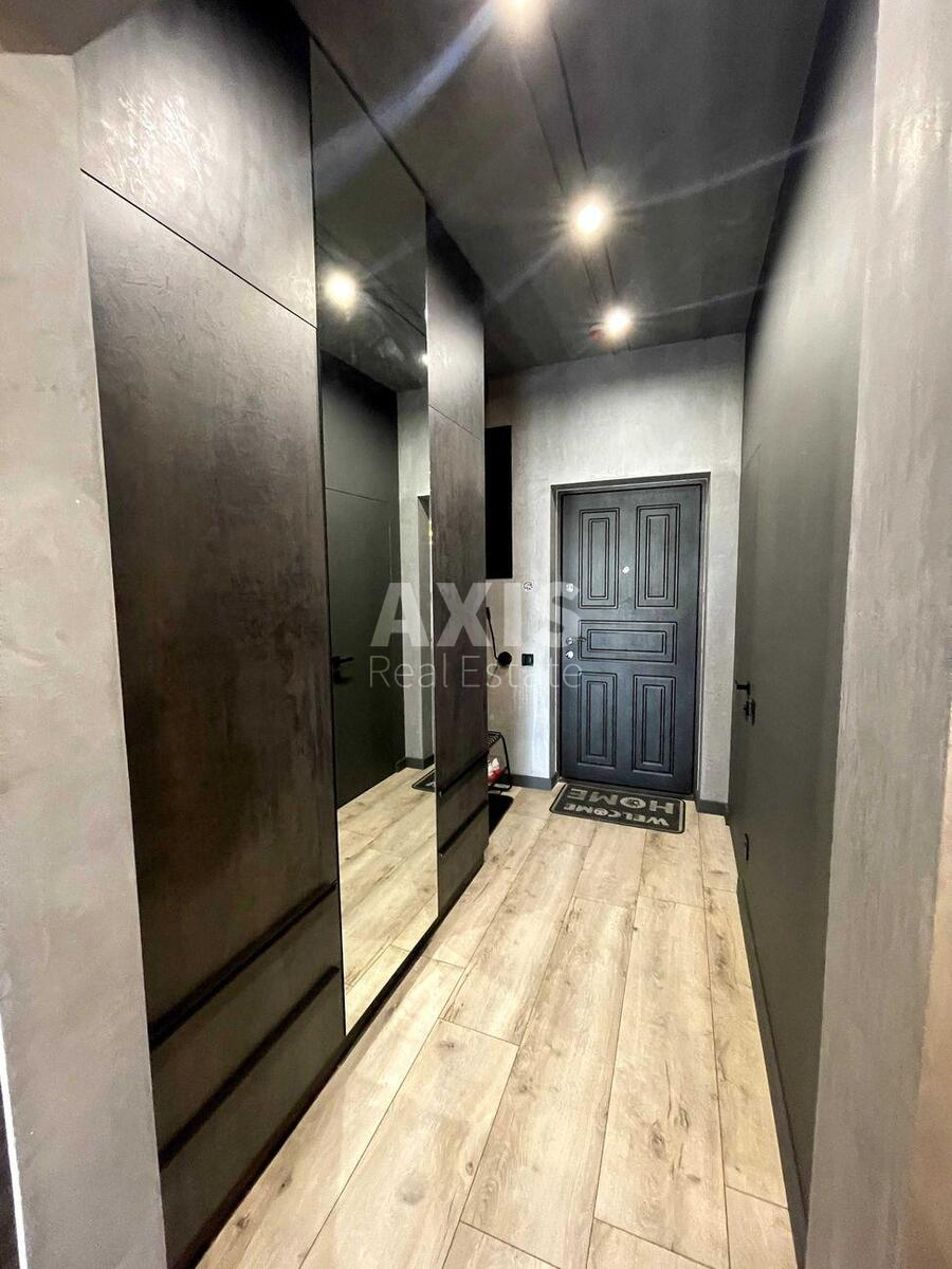 1k apartment vul. Myhajla Maksymovycha 249