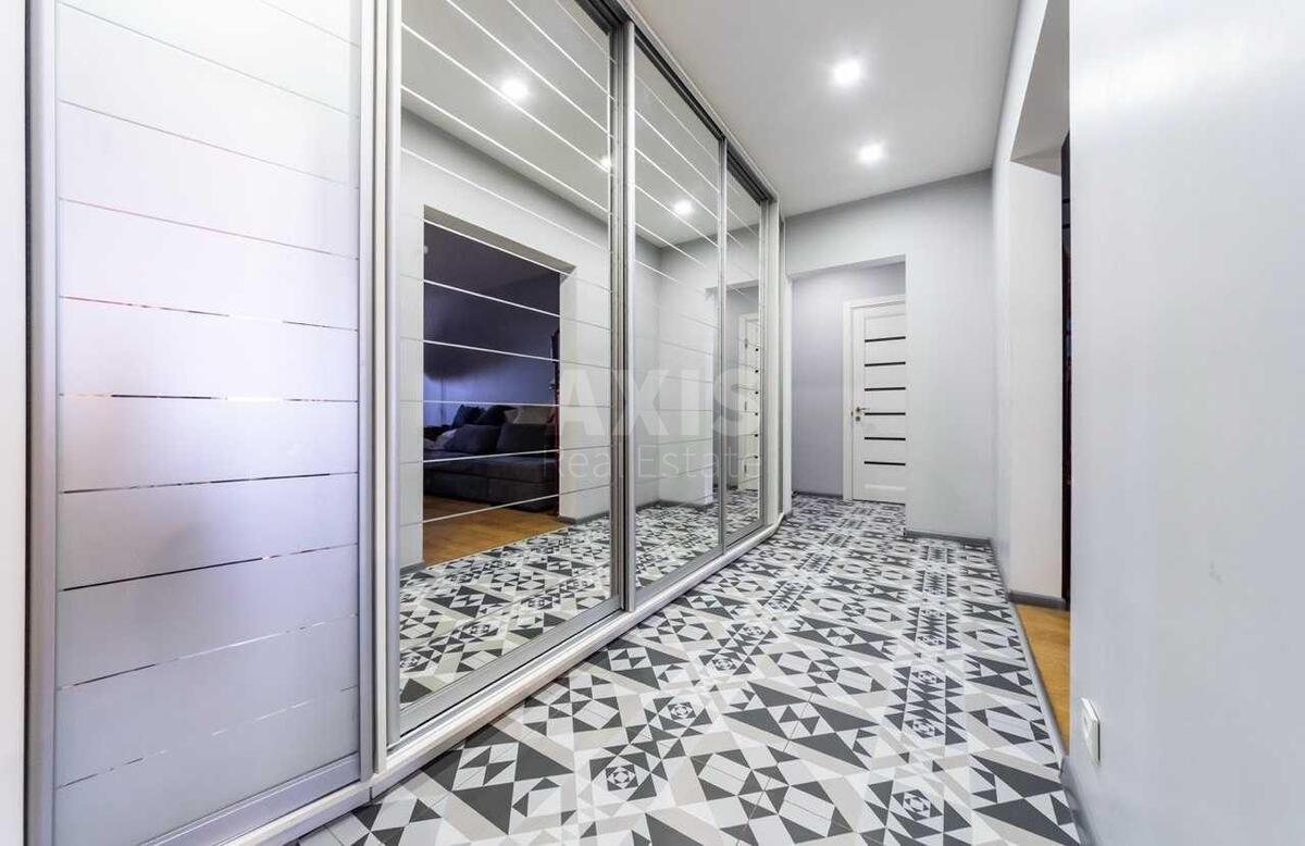 4k apartment vul. Myloslavs'ka 2600869