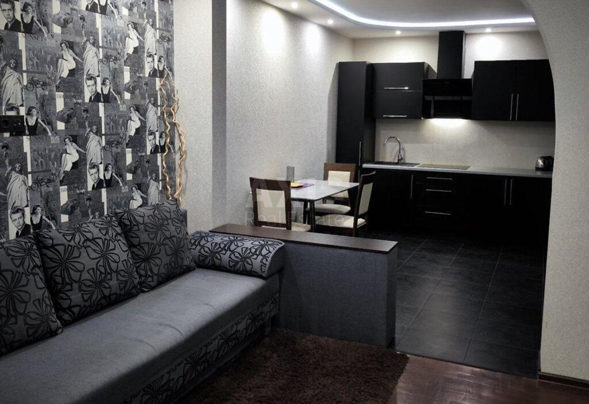 2k apartment vul. Amosova Mykoly 40
