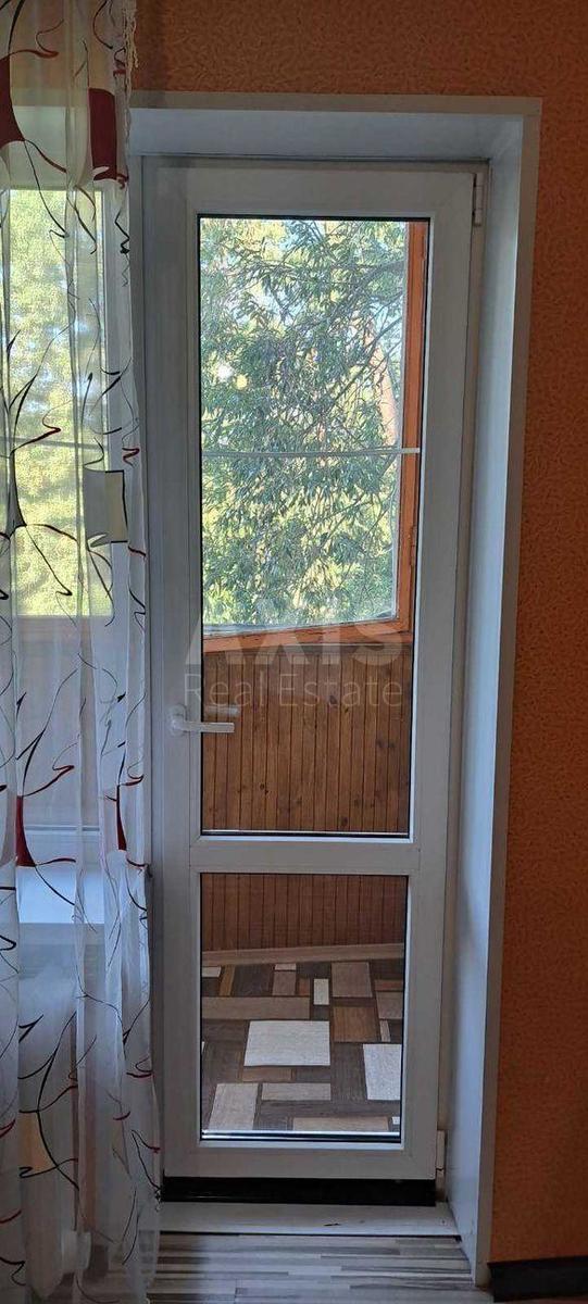 1k apartment vul. Kotel'nykova Myhajla 51А6