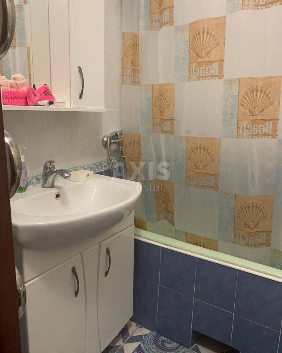 2k apartment vul. Bal'zaka Onore de 574