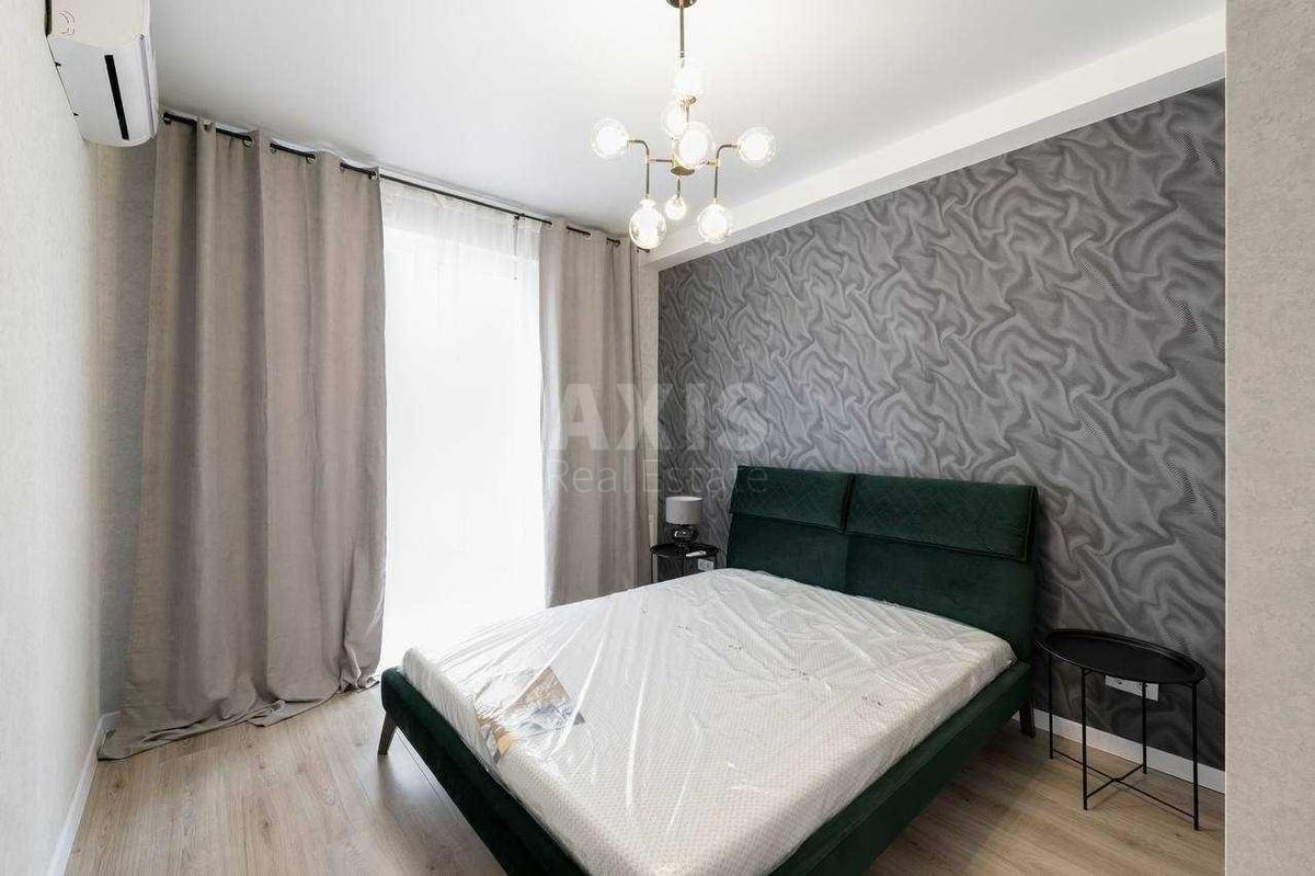1k apartment vul. Myhajla Maksymovycha 243