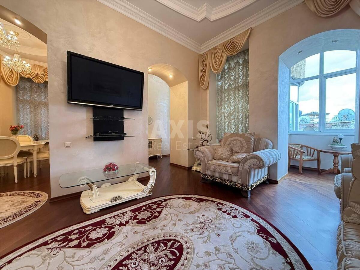4k apartment vul. Kost'ol'na 8583242