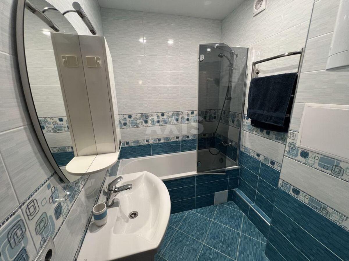 2k apartment vul. Sikors'kogo Igorja Aviakonstruktora 4В580699