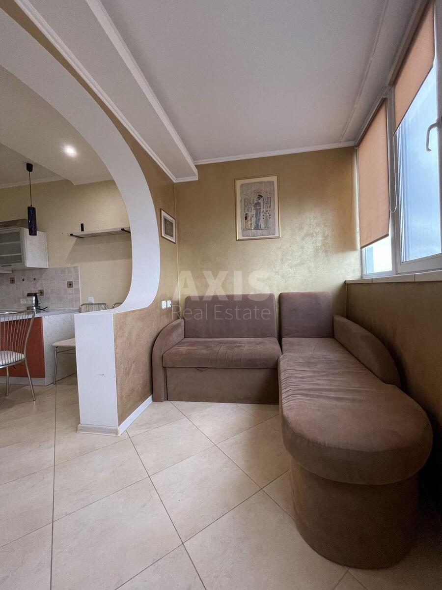 1k apartment pr-t Volodimira Іvasyuka 47А621171