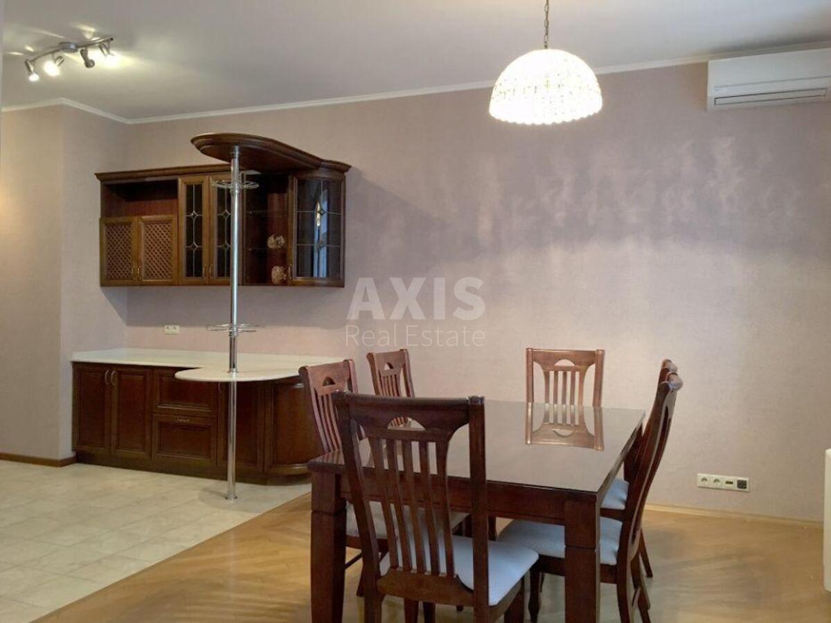 3k apartment vul. Velyka Vasyl'kivs'ka 720
