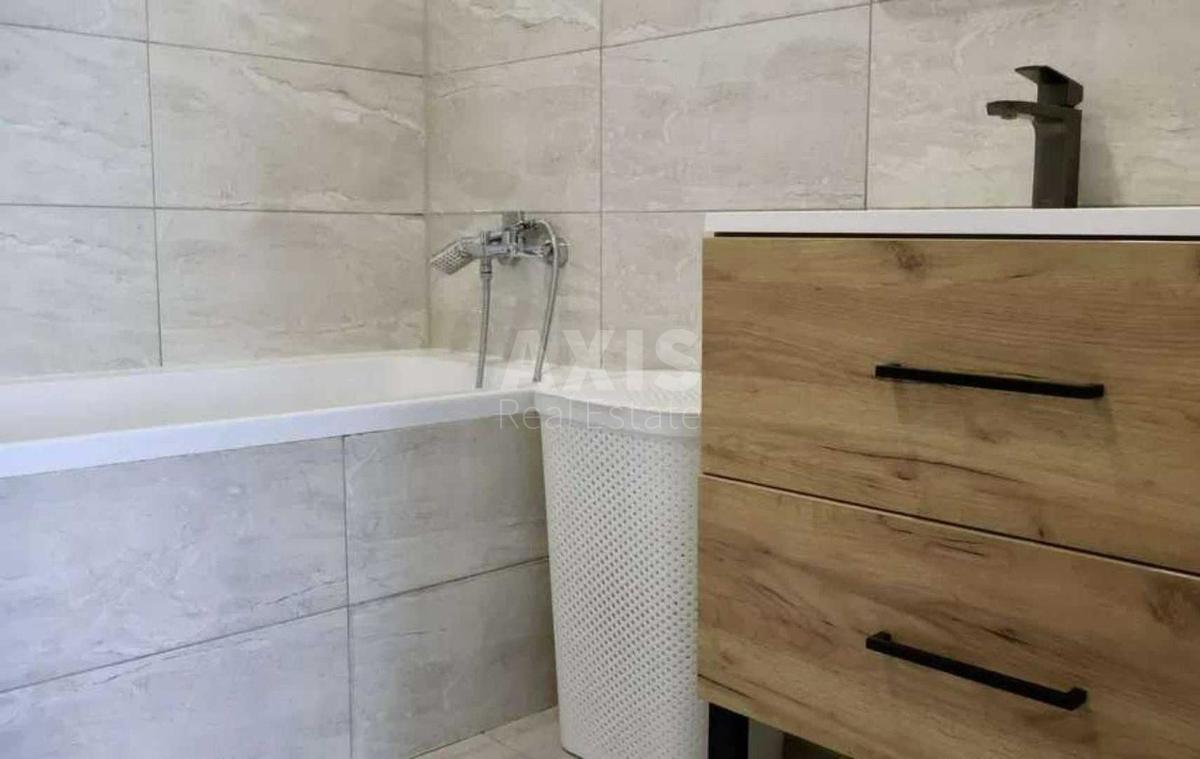 1k apartment pr-t Peremogy 131А2