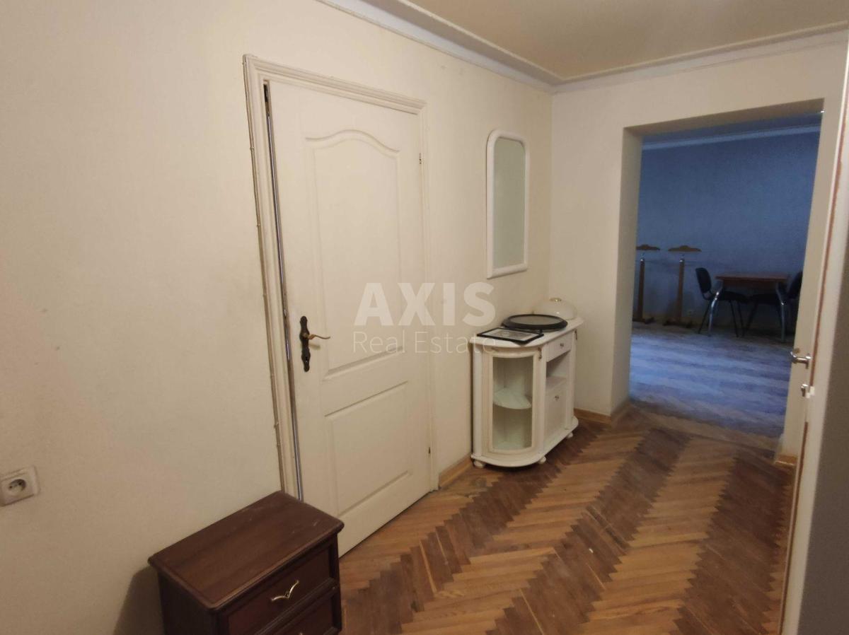 3k apartment vul. Antonovycha 880