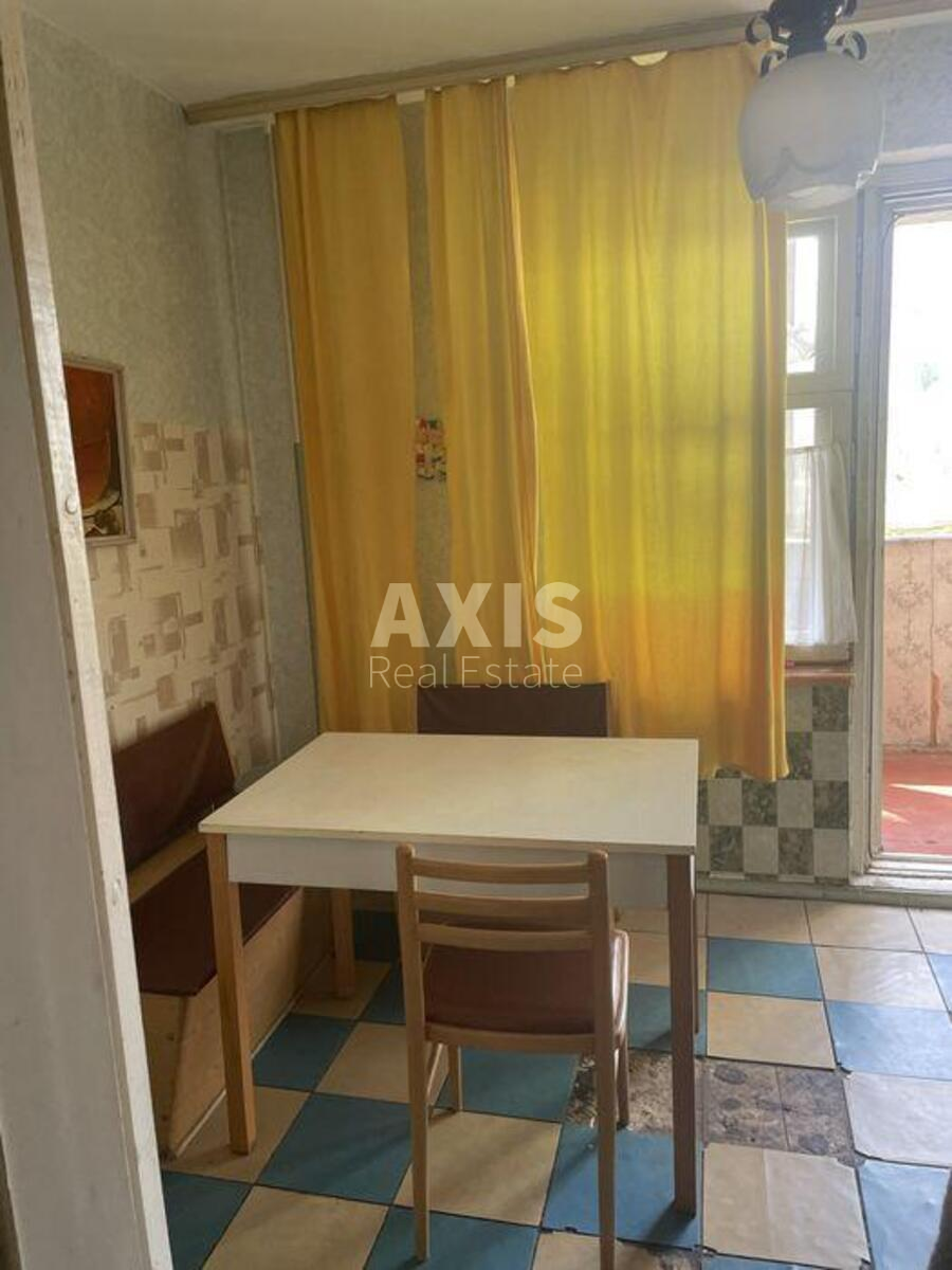 2k apartment vul. Myloslavs'ka 191