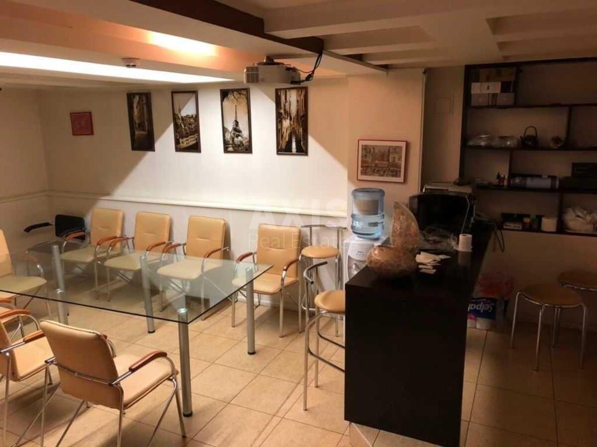 Office vul. Bul'varno-Kudrjavs'ka 29Е, 100m2587394