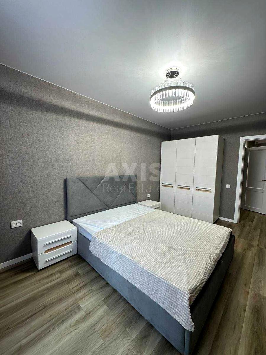 1k apartment vul. Oleksandra Olesja 8/17632721