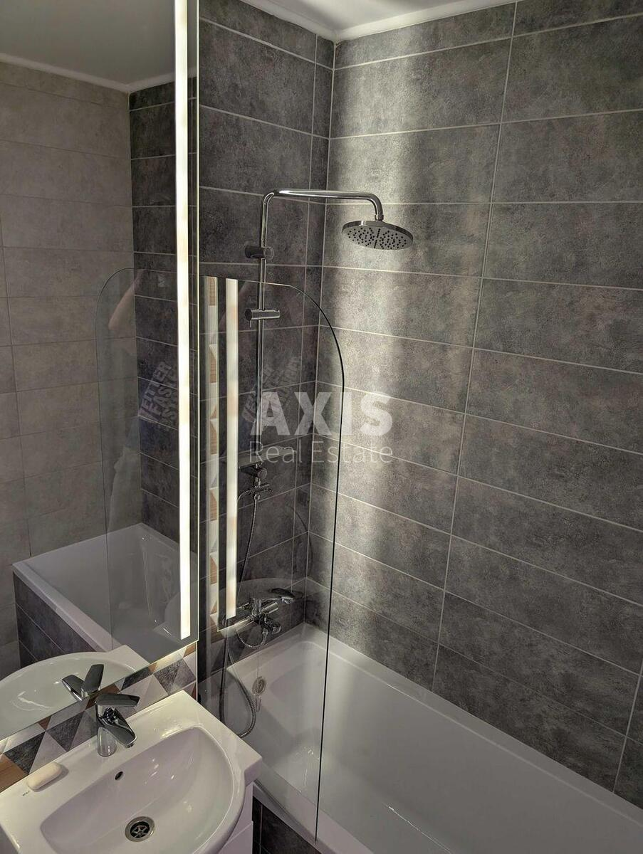 1k apartment pr-t Berestejskij 67559136